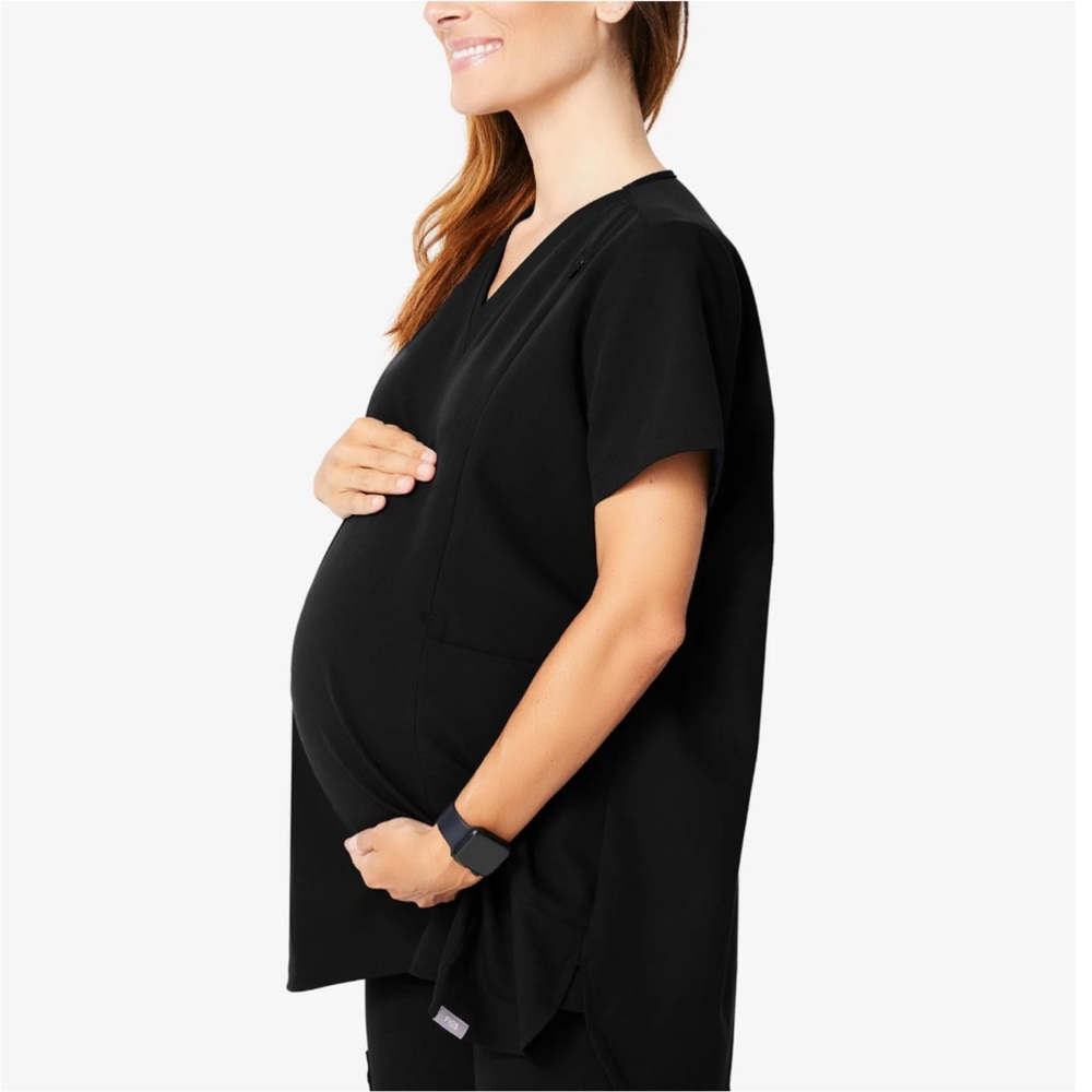 Figs black Mawe maternity scrub top